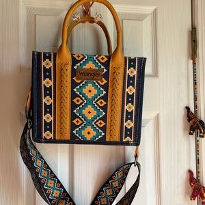 Wrangler Aztec Tote in Navy and Mustard Lowest price